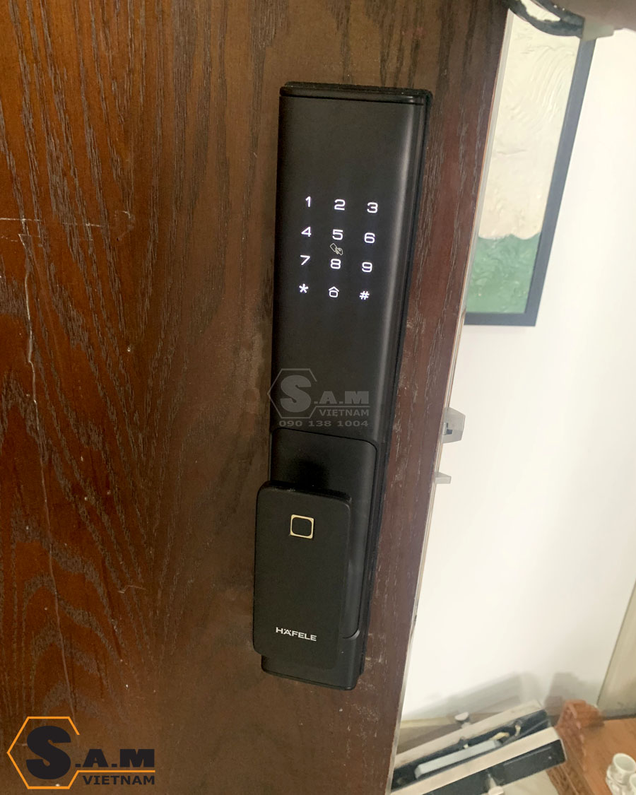 Khóa thông minh Hafele PP8100 cho cửa tại chung cư Sunrise Central - Quận 7