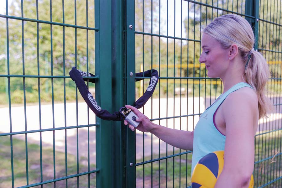 Khóa móc treo vân tay không dùng chìa