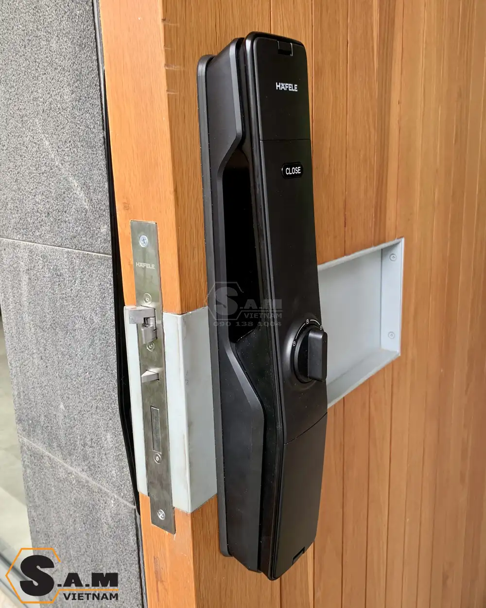 Lắp đặt khóa vân tay Hafele PP9000 màu đen mờ